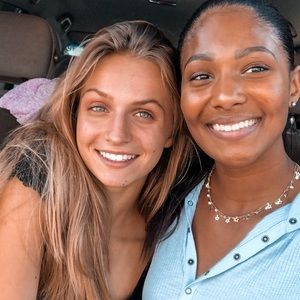 Meet your Posher, Paige